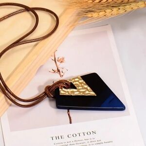 Women's Necklace
